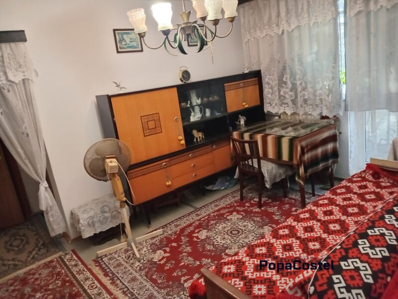 Timisoara, Frigocom, 2 camere semidecomandate et. 4/10, cu balcon